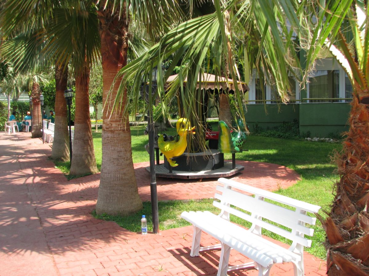 imagini hotel DELPHIN BOTANIK